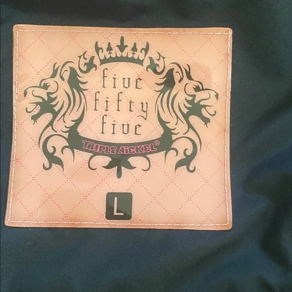 Black and silver ski jacket with detachable fur hat and zippered pockets. Large - Picture 15 of 16